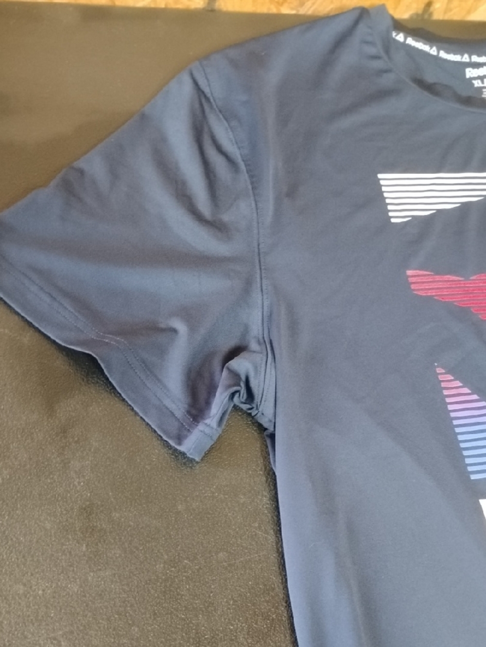 Reebok Navy Tee Xl - Picture 3 of 6